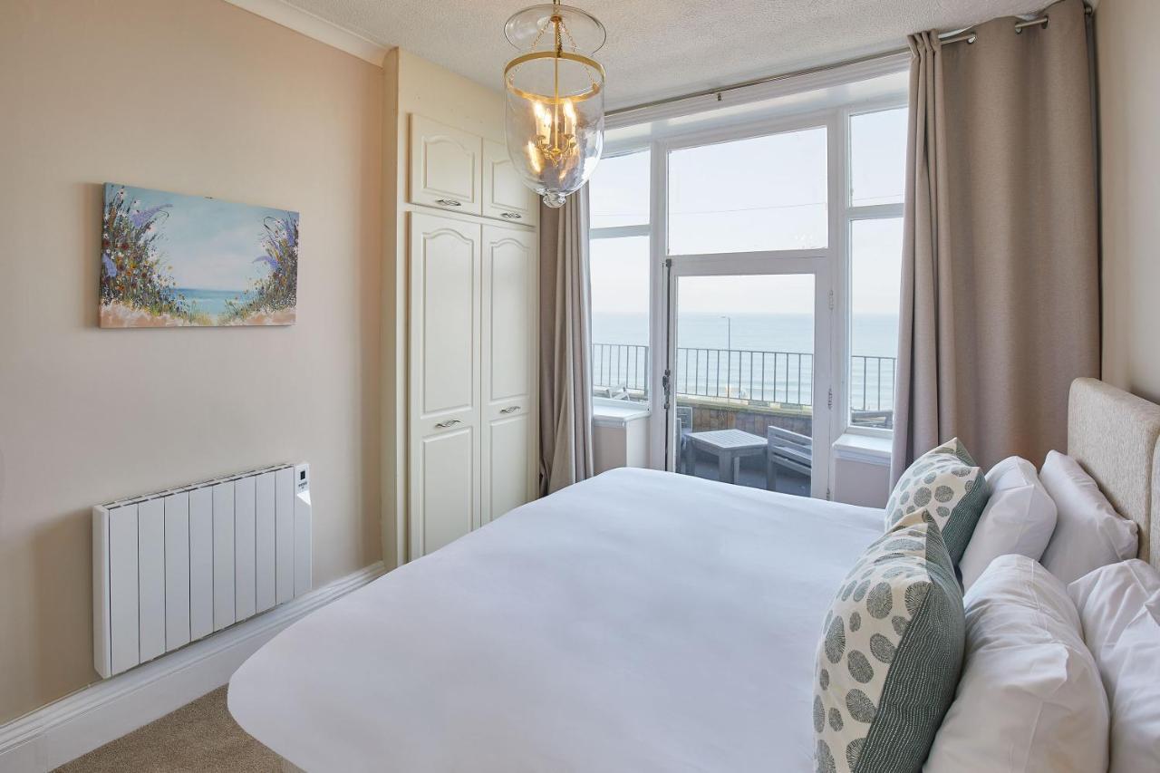 Host & Stay - 4 Metropole Towers Whitby Bagian luar foto