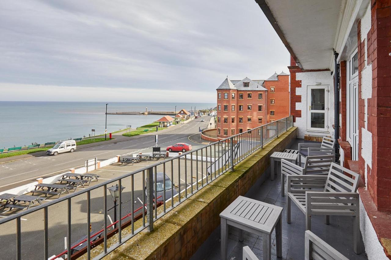 Host & Stay - 4 Metropole Towers Whitby Bagian luar foto